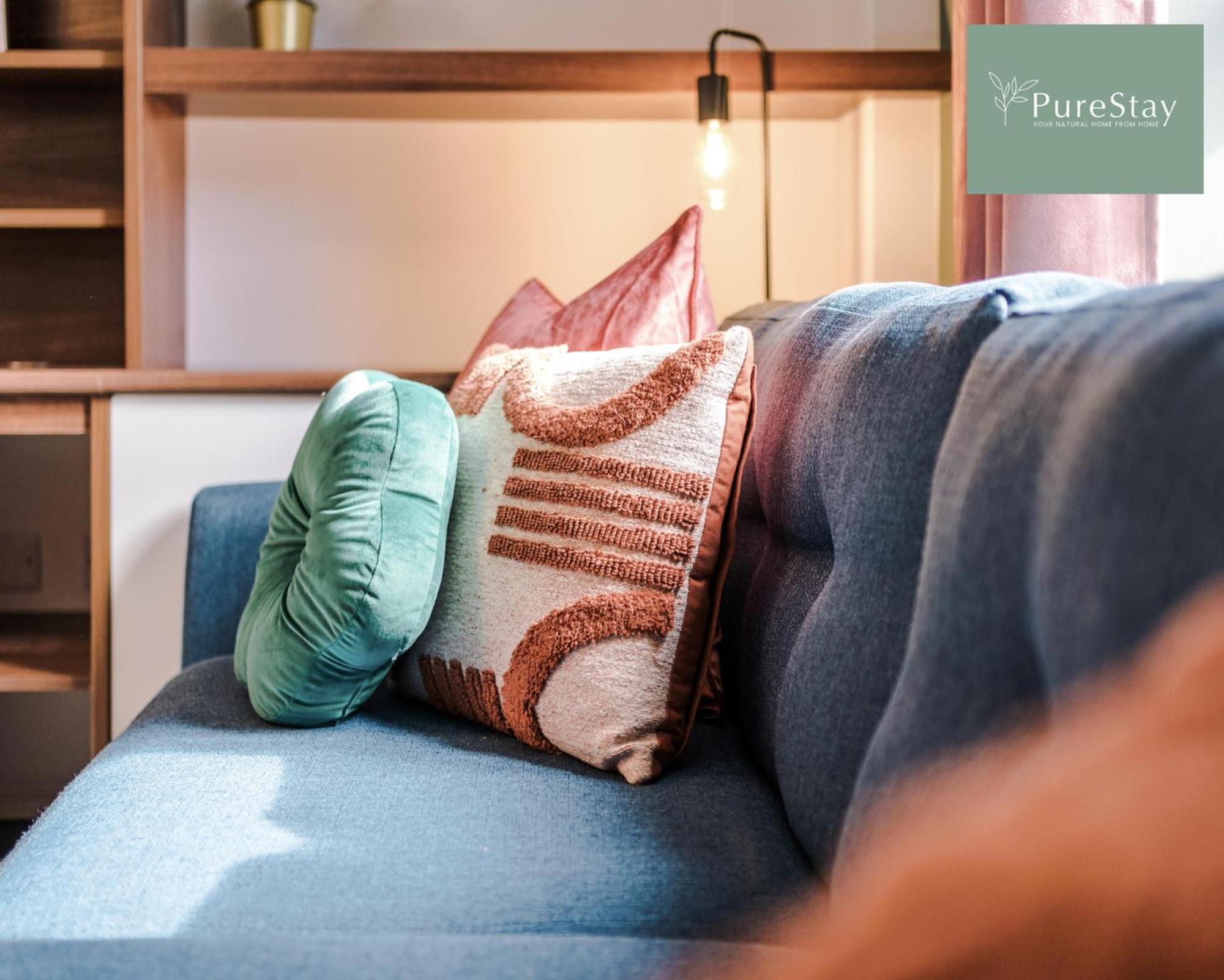Stunning Five Bedroom Manchester House With Free Parking By Purestay Short Lets & Serviced Accommodation Buitenkant foto