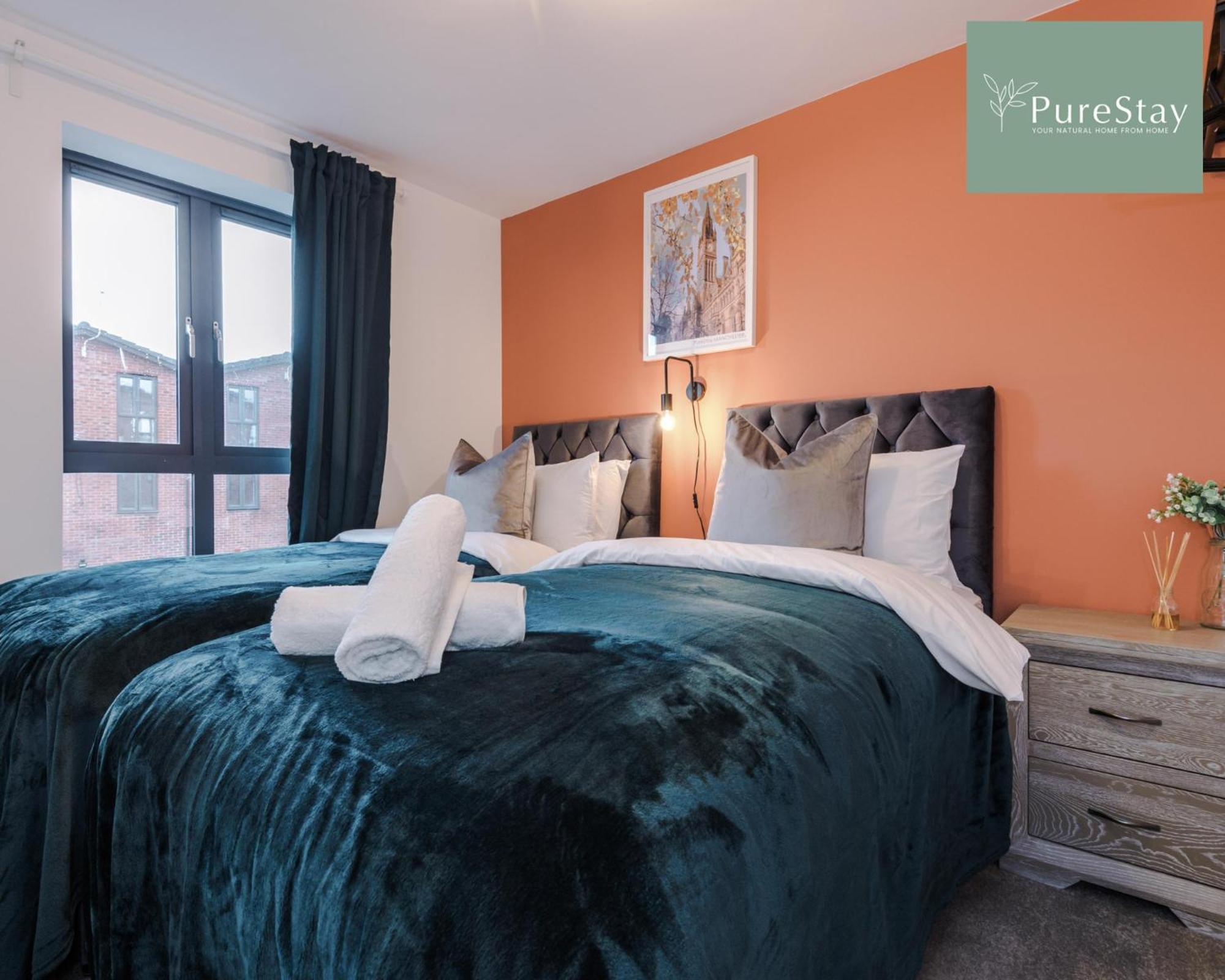 Stunning Five Bedroom Manchester House With Free Parking By Purestay Short Lets & Serviced Accommodation Buitenkant foto
