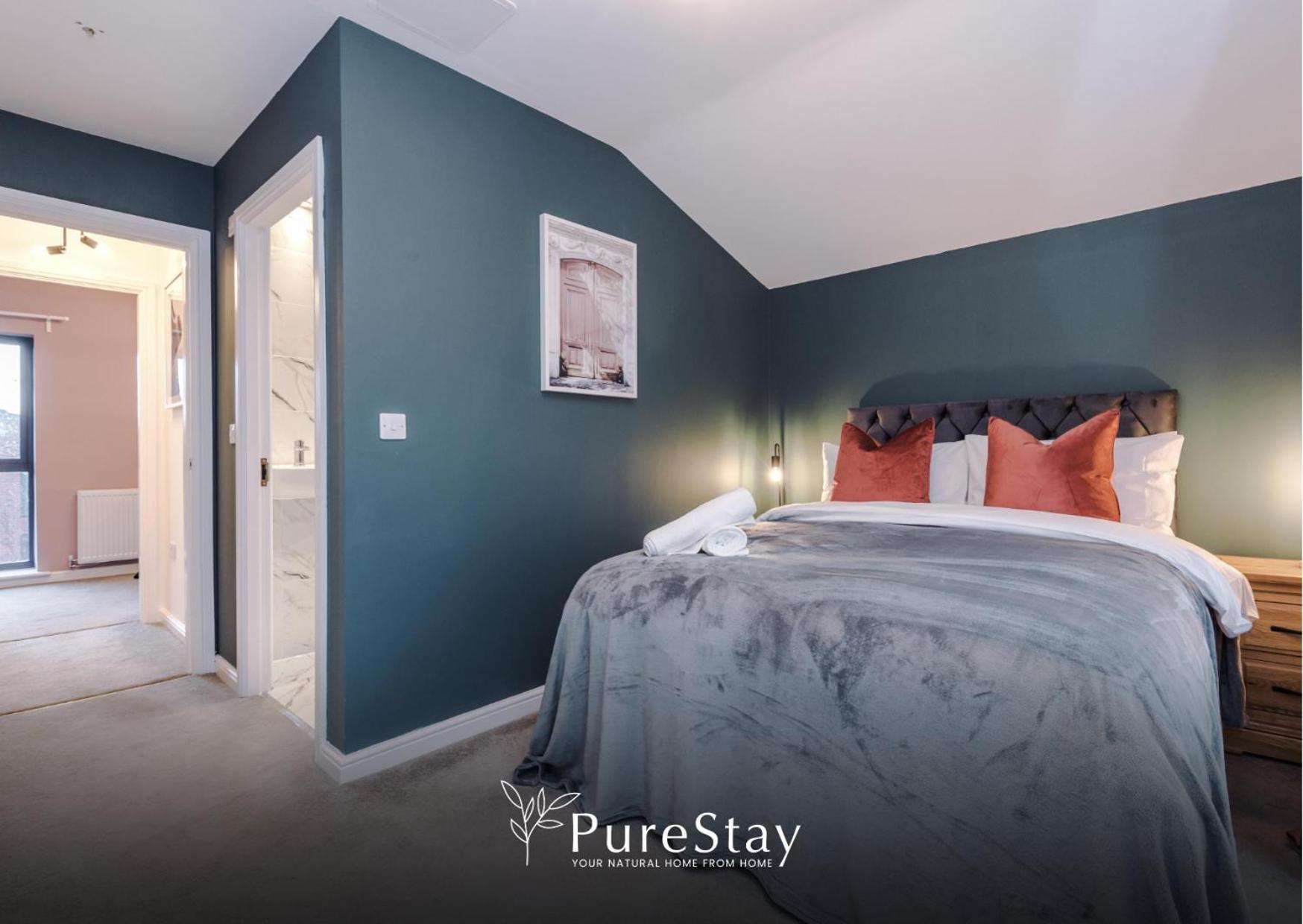 Stunning Five Bedroom Manchester House With Free Parking By Purestay Short Lets & Serviced Accommodation Buitenkant foto